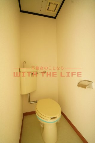 PLEAST久留米大前【キャッシュバック対象物件】のトイレ|落ち着いた色調のトイレです