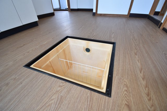 シャトーダンのその他|床下収納