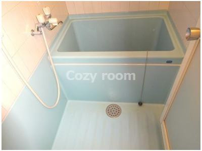 【浴室】 | メゾン江坂 | 綺麗なお風呂です