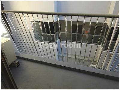 【バルコニー】 | メゾン江坂 | バルコニーです