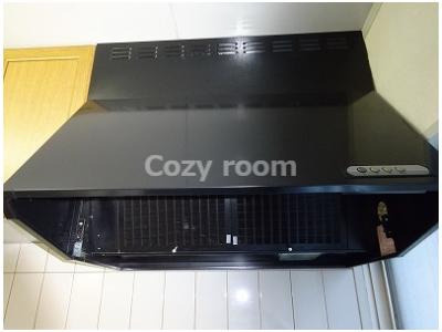 【キッチン】 | メゾン江坂 | 大きめ換気扇