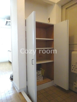 【収納】 | メゾン江坂 | 玄関収納、シューズボックスです