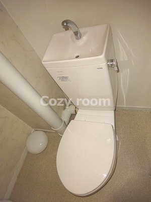 【トイレ】 | メゾン江坂 | トイレです。