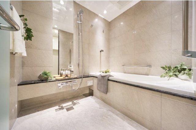 ザ・タワー横浜北仲の浴室