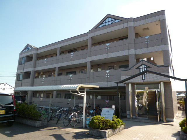 シャトレーンの外観