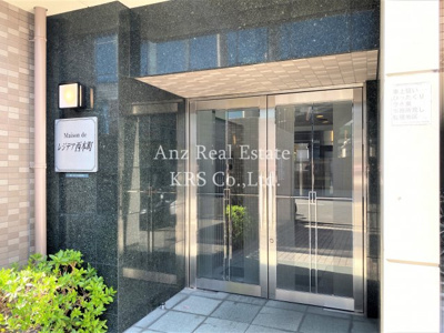 【エントランス】 | レジデア西本町 | シックな雰囲気のエントランス♪