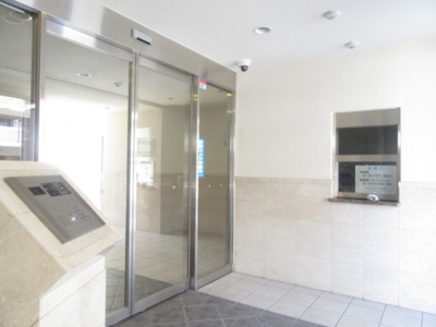 【エントランス】 | アクロス塚本リヴィエール