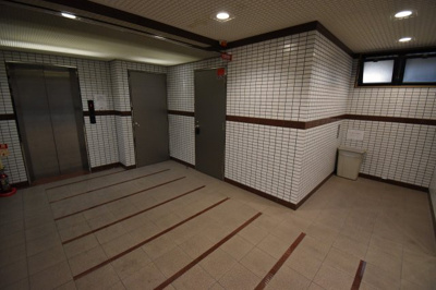 【エントランス】 | プレリュード天六 | ゆとりのあるエントランスです