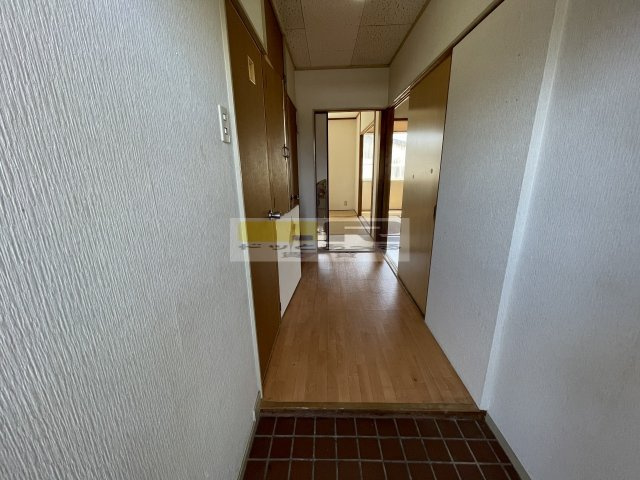 山下コーポの玄関