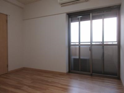 カーサ・フォレスタⅡの居間・リビング|洋室