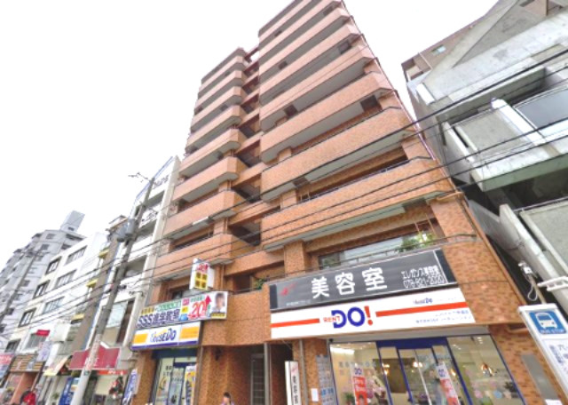 ライオンズマンション六甲口の外観