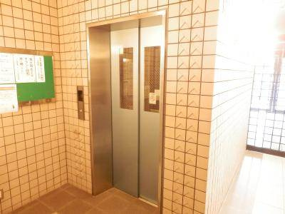 サンシティ四条西洞院のその他|エレベーター