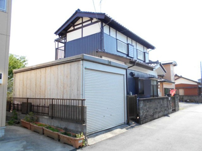 【駐車場】 | 中古戸建　岩槻区　表慈恩寺 50坪　全1棟　1号棟 | 50坪・バス便停歩3分・駐車場1台車種により・南東向き・4DKとワイドバルコニー・慈恩寺小・桜山中・