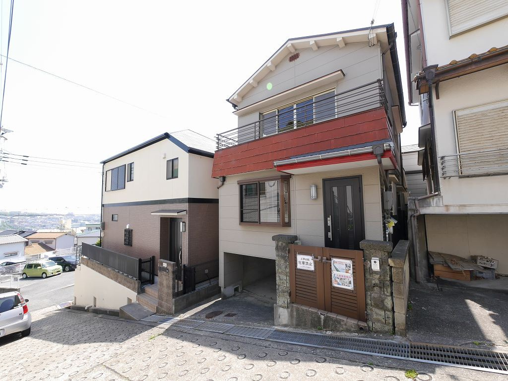 垂水区千鳥が丘3-24-54戸建の外観