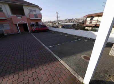 【駐車場】 | モントレ南五葉 | 平面駐車場。