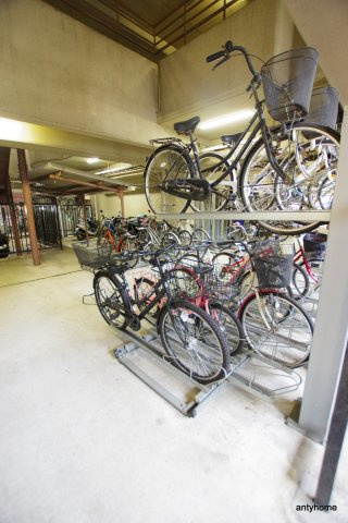ライオンズマンション新大阪第3　仲介手数料無料の駐車場