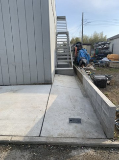 【設備】 | 東山田町貸し倉庫58坪 | 散水栓位置