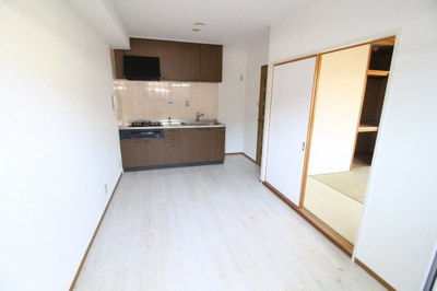 【居間・リビング】 | フロラシオン二葉