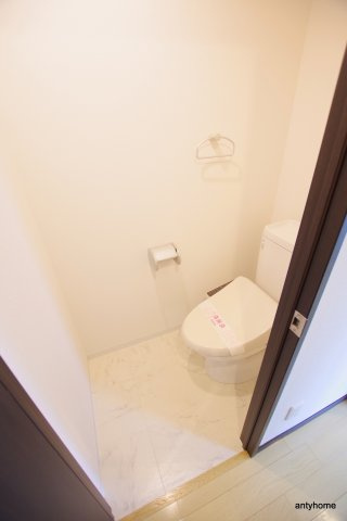 アクアスイート新大阪　仲介手数料無料のトイレ