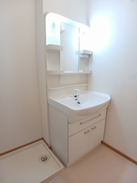 リヴァーグレイスＢの洗面所