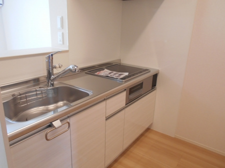 【キッチン】 | ＭＡＹ・ＣＡＳＬＥ | 『ＭＡＹ・ＣＡＳＴＬＥ』反転イメージ