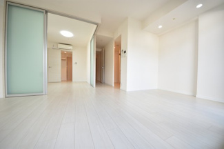 【居間・リビング】 | S-RESIDENCE神戸磯上通