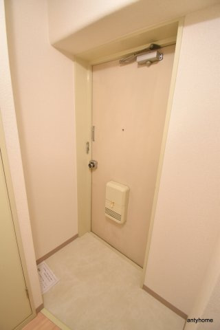 菅原大発マンション　仲介手数料無料の玄関