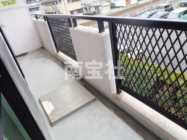 【バルコニー】