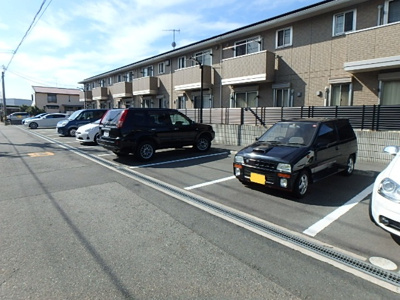 【駐車場】 | ウエストサイドスクエア