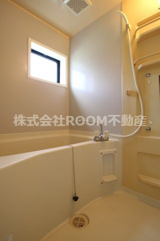 ヴィーブル雅の浴室|コンパクトで使いやすいお風呂です