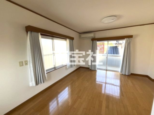 【居間・リビング】