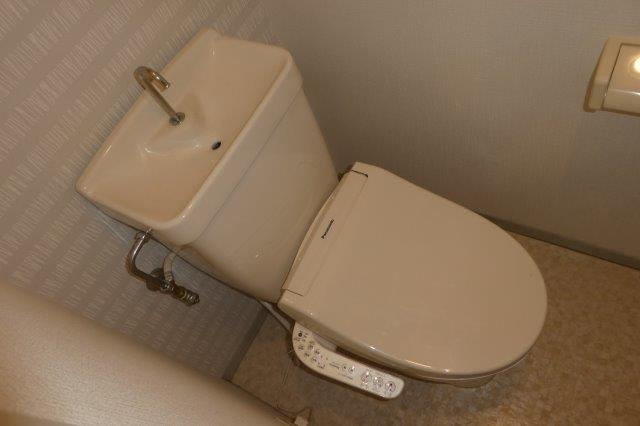 楠小路Ｂのトイレ|ウォシュレット