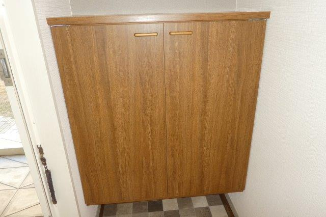 楠小路Ｂの内装|シューズボックス