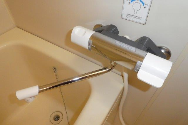 楠小路Ｂの浴室|サーモスタッド付き水栓