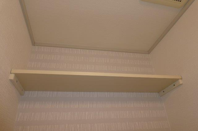 楠小路Ｂのトイレ|トイレ棚