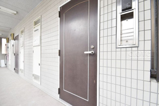 【その他共用部分】 | 共用部　廊下　玄関ドア