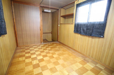 【洋室】 | 庄田町借家南4