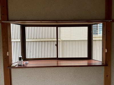 【その他】 | ロゼ・YANAGIMURA | 洋室6帖のお部屋には出窓付き♪出窓には写真や小物を飾れるので、お部屋が華やぎますね☆