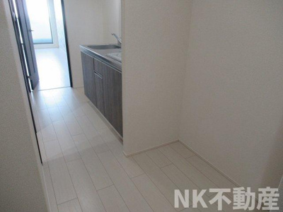 【内装】 | フジパレス花園西町（河内花園賃貸） | 明るい色調の室内です