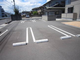 【駐車場】 | グランディール | 駐車場があります