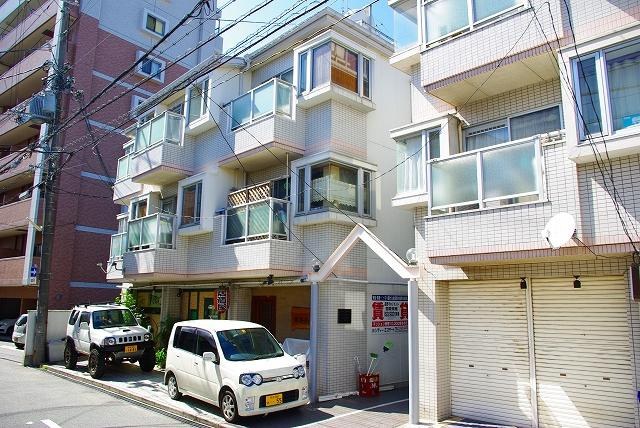 シティパレス市役所前Part2の外観|日当たり良好な物件です。