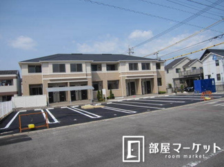 【駐車場】