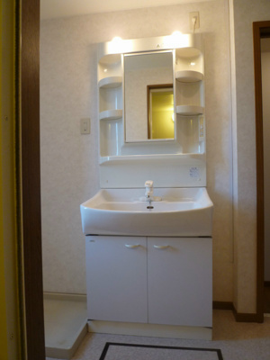 【洗面所】 | パティオ・アンソレイエ・E