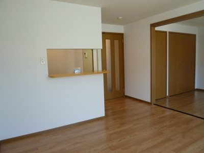 【居間・リビング】 | パティオ・アンソレイエ・E