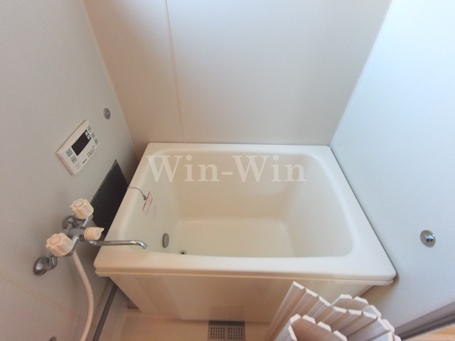 セジュール平川 B棟の浴室