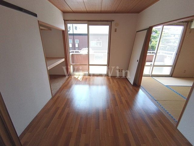 セジュール平川 Bの居間・リビング