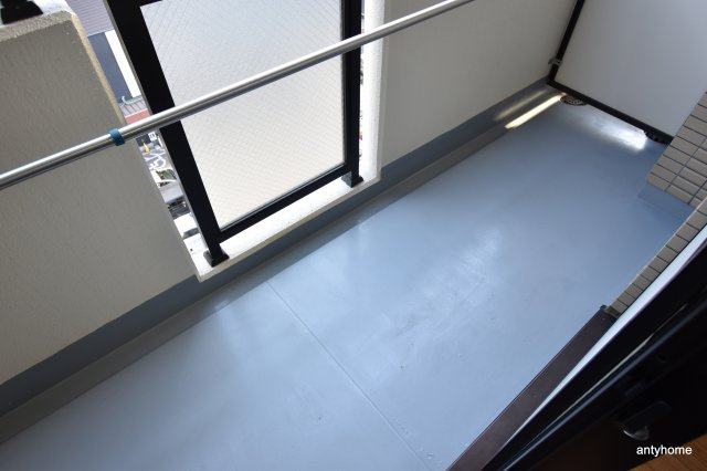 第16関根マンション　仲介手数料無料のバルコニー