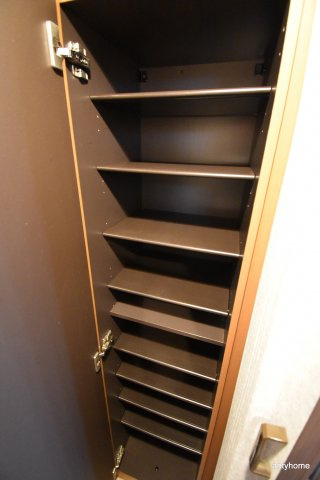 第16関根マンション　仲介手数料無料の収納