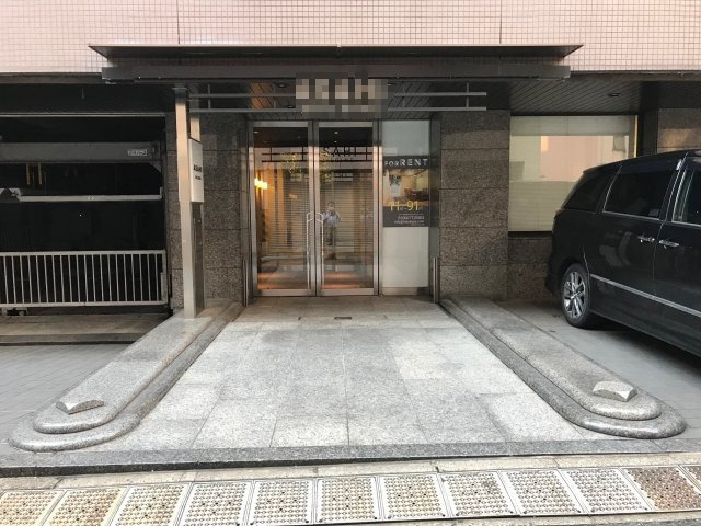 アサヒビルのエントランス