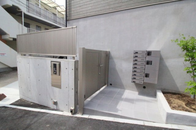 【エントランス】 | ワコーレヴィアーノ長田大塚町